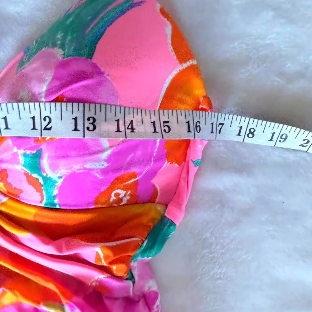La Blanca Bright Pink Tropical Floral Twist Front One Piece Swimsuit 32 34